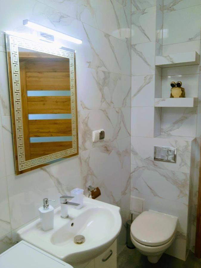 Bounty Appartement Busko-Zdrój Buitenkant foto
